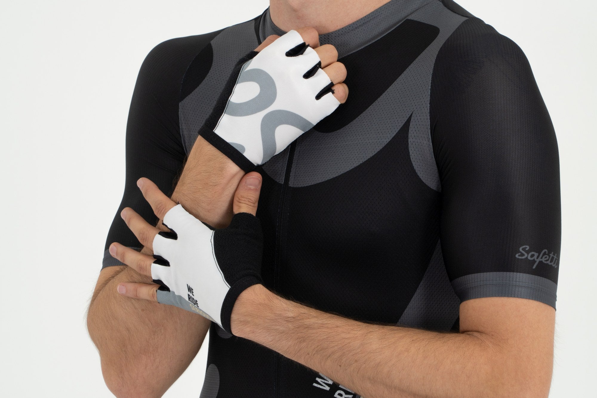 Basic - Cycling Short Finger Gloves