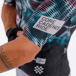 SOLID CORE MEN’S SHORT SLEEVE CYCLING JERSEY