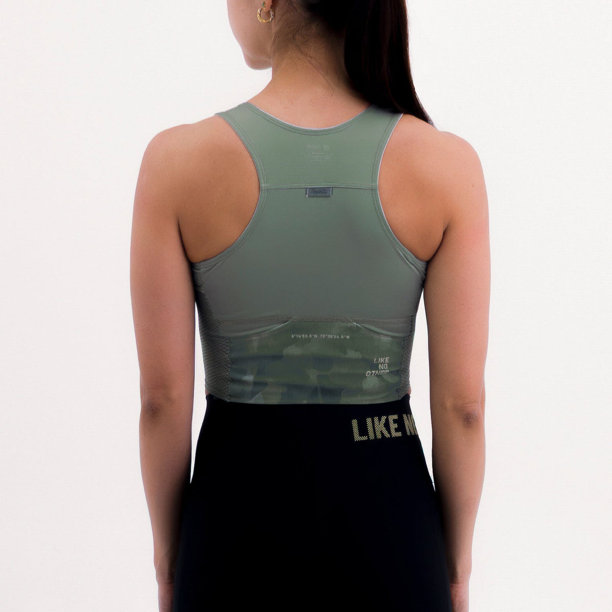 POCKET GREEN WOMEN'S RUNNING CROP TOP