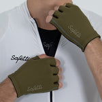 ESSENTIAL CYCLING GLOVES