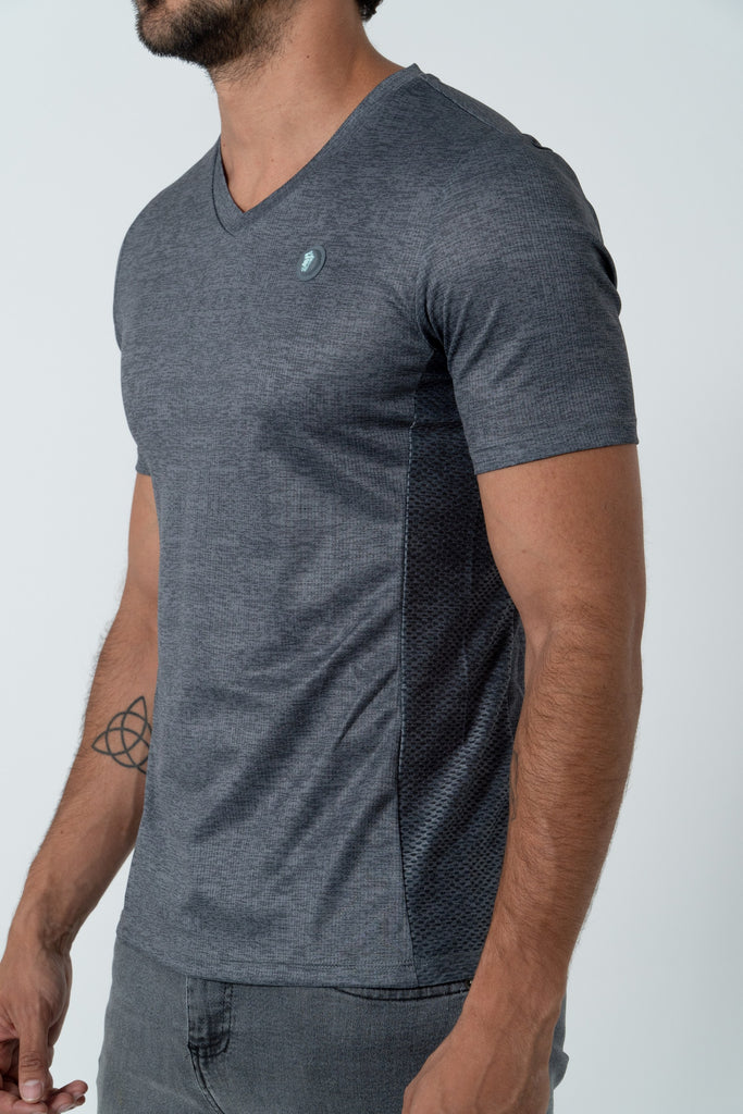 Basic - Gregario V-Neck T-Shirt