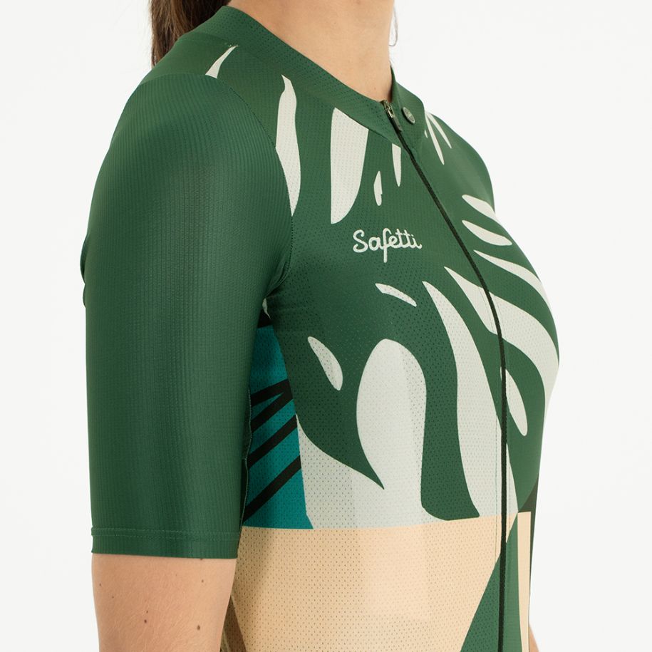 Pre-Order - Uncover Gravel - Savage Short Sleeve Jersey. Women