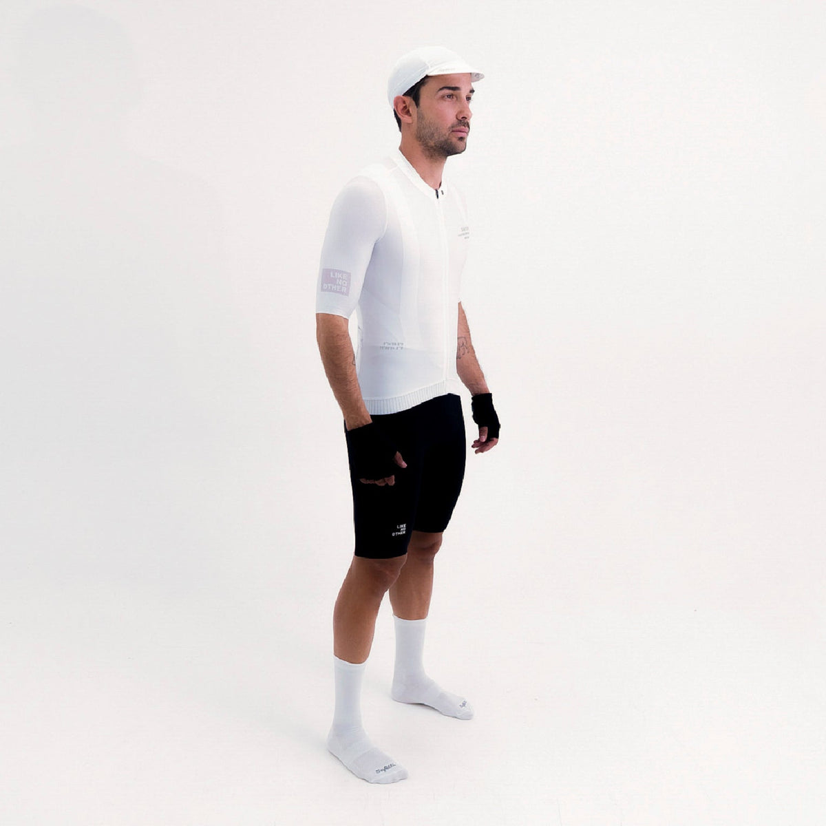 LATITUDE WHITE MEN'S SHORT SLEEVE CYCLING JERSEY