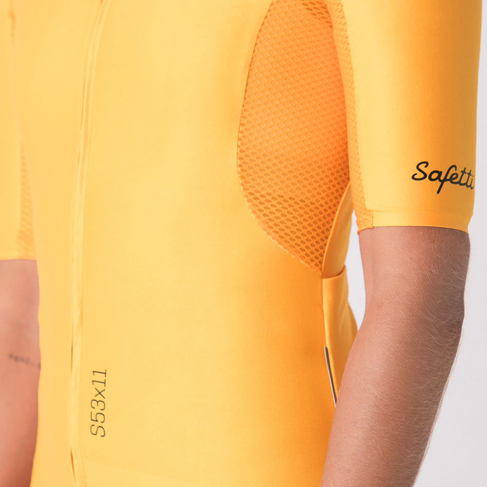 ESSENTIAL COLORS PASSION FRUIT SHORT SLEEVE CYCLING JERSEY FOR WOMEN