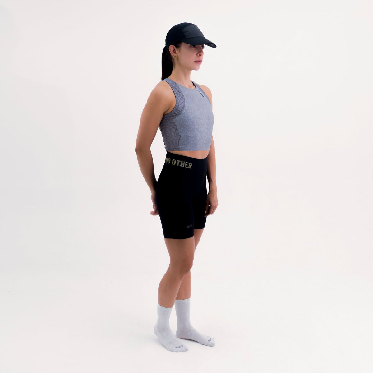 POCKET GRAY WOMEN'S RUNNING & PADEL CROP TOP