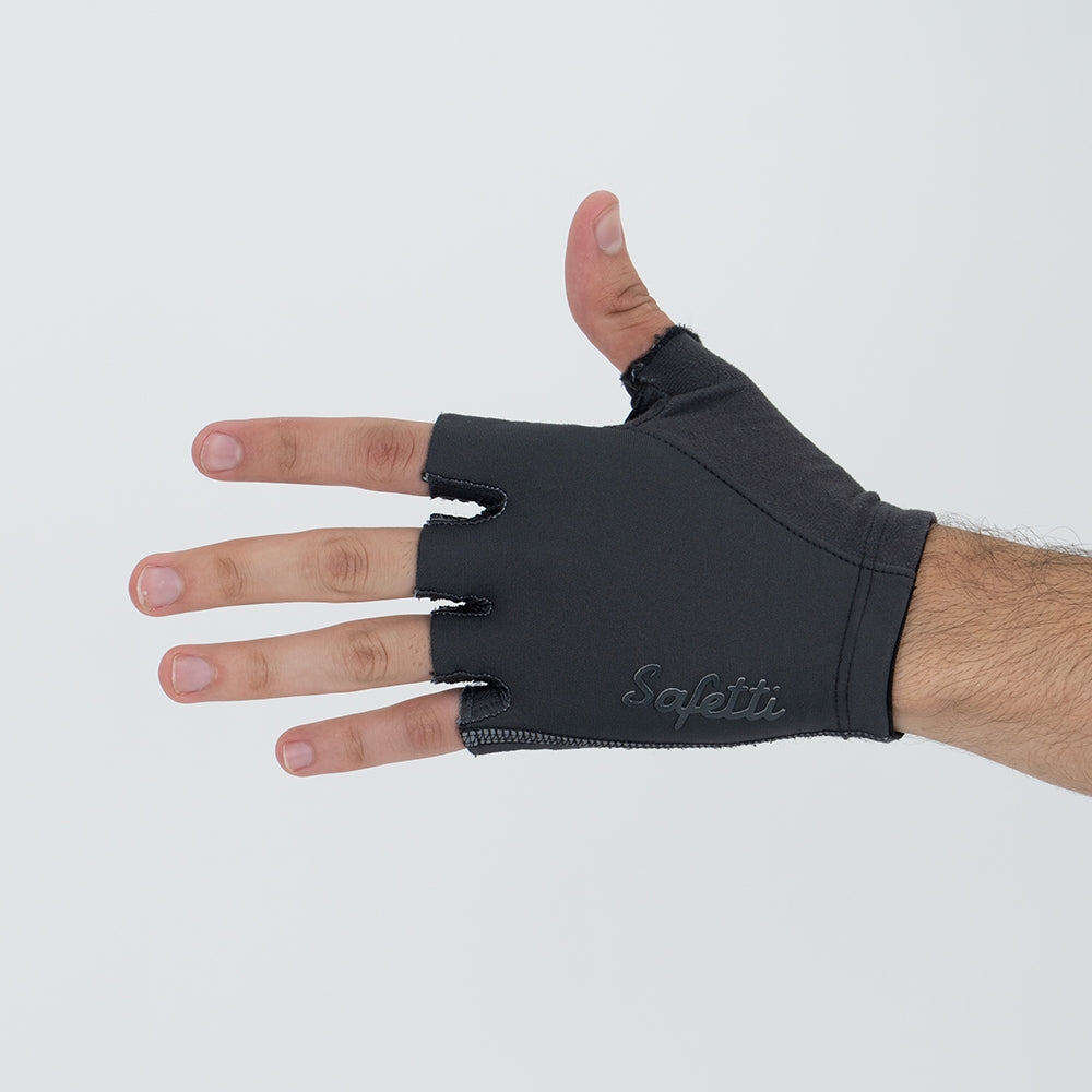 ESSENTIAL CYCLING GLOVES