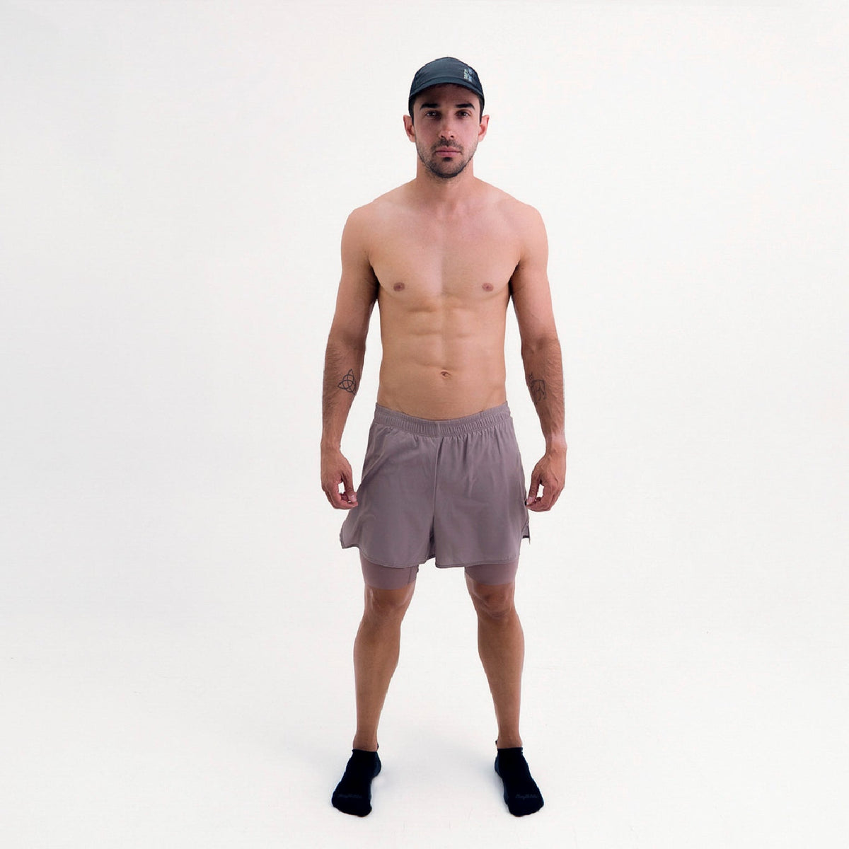 BREEZE BROWN MEN'S RUNNING & PADEL SHORTS